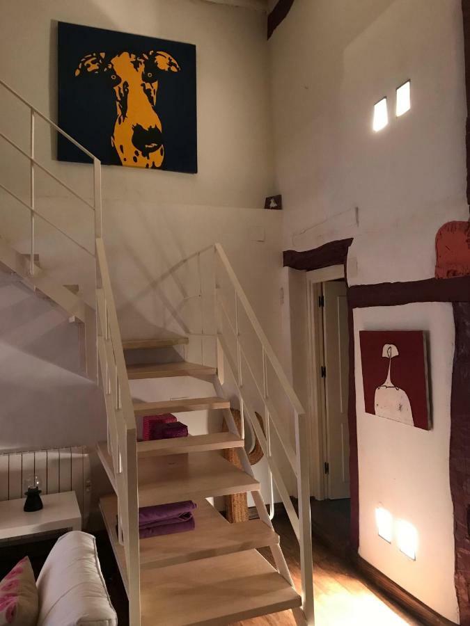 Apartamento Loft La Casa De Las Pajaritas Pasaron Exterior photo